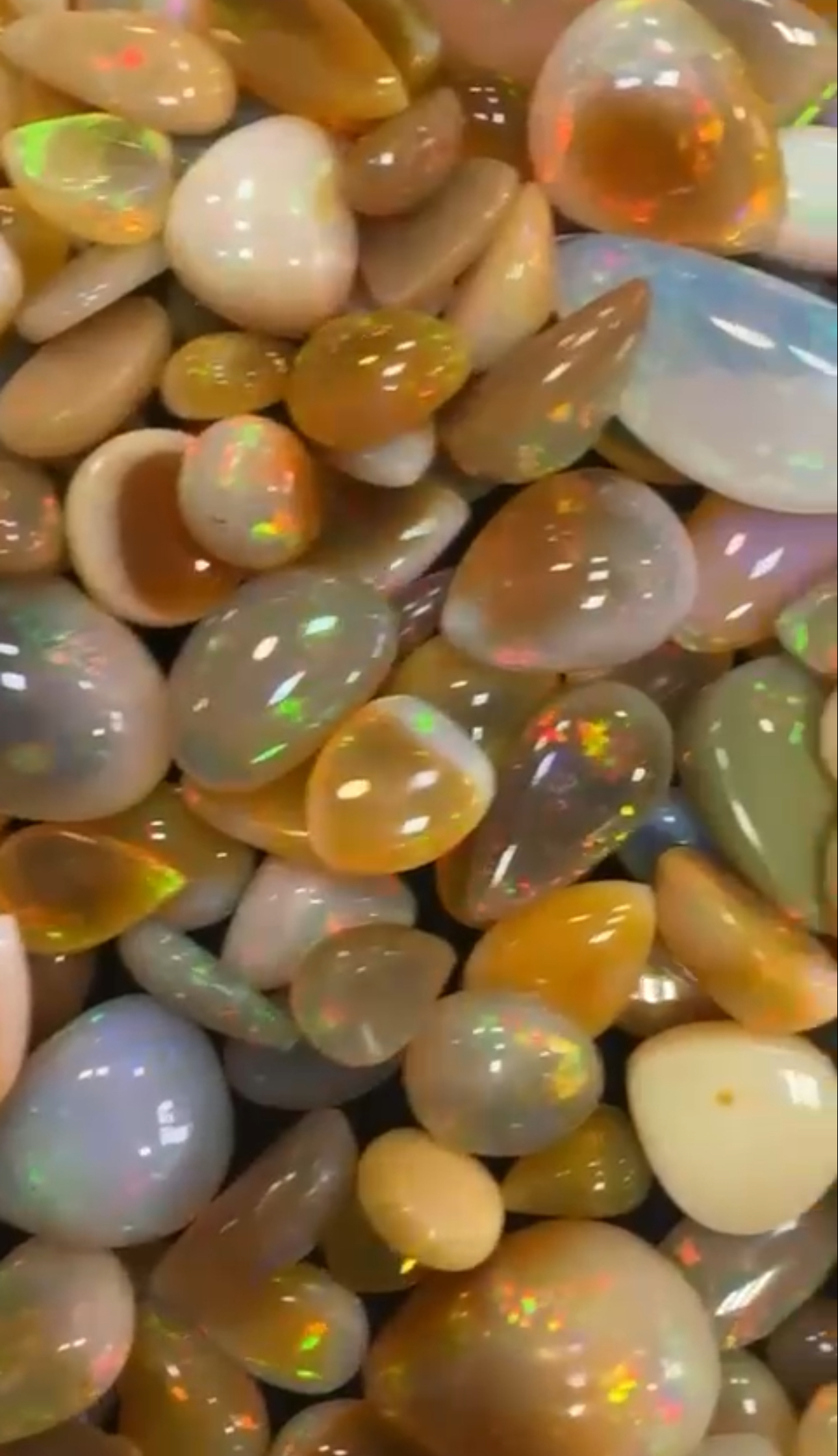 Ethiopian Opal Gemstones