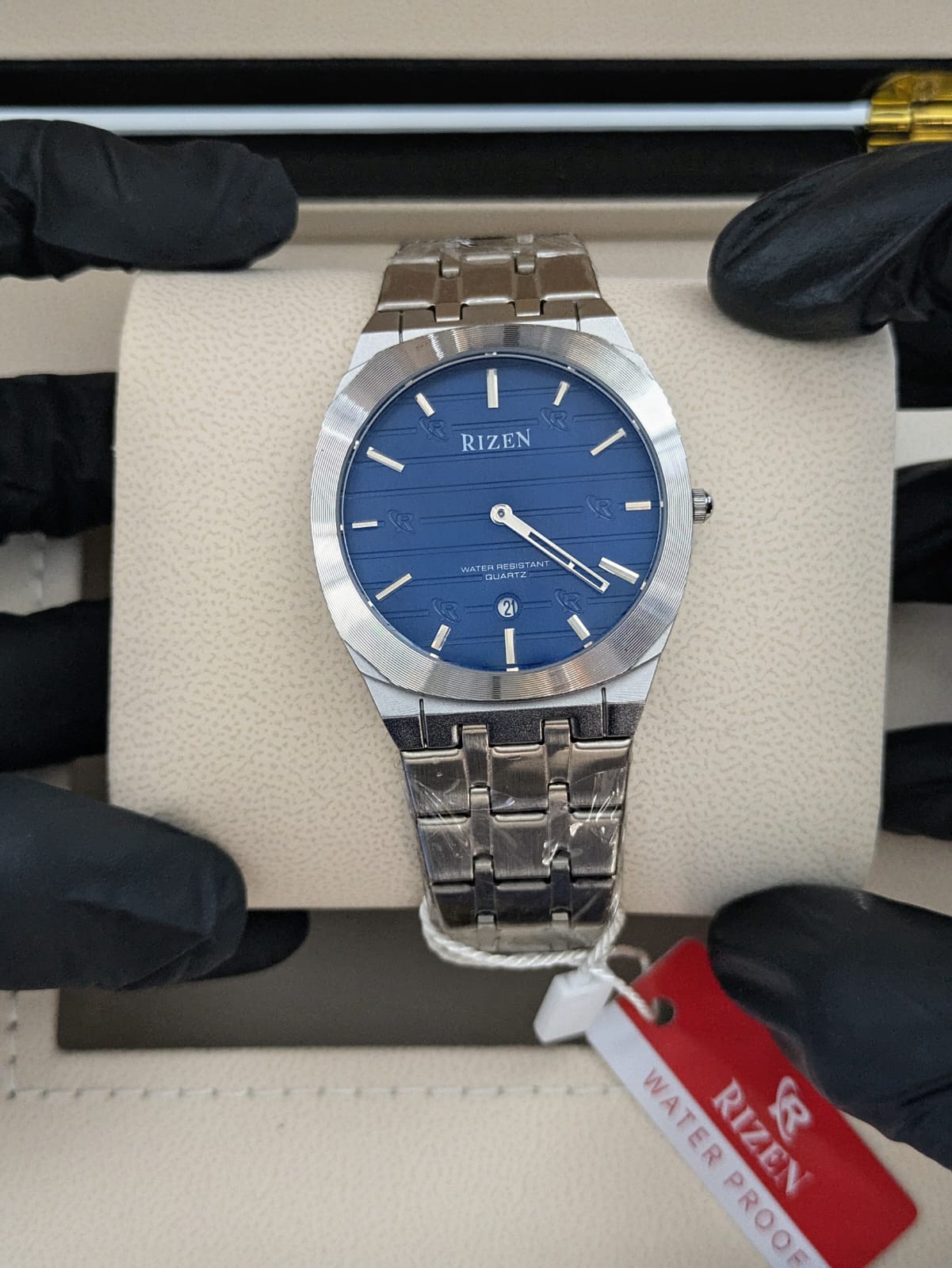 Rizen Original Men`s Stainless Steel Chain Watch with Master Lock