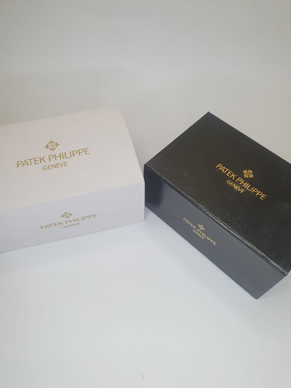 Patek Philippe Nautilus - Stainless Steel, Tifny Dial, Date and Master Lock