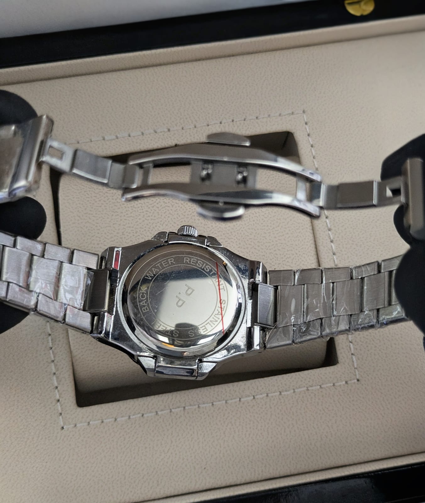 Patek Philippe Nautilus - Stainless Steel, Black Dial, Date and Master Lock