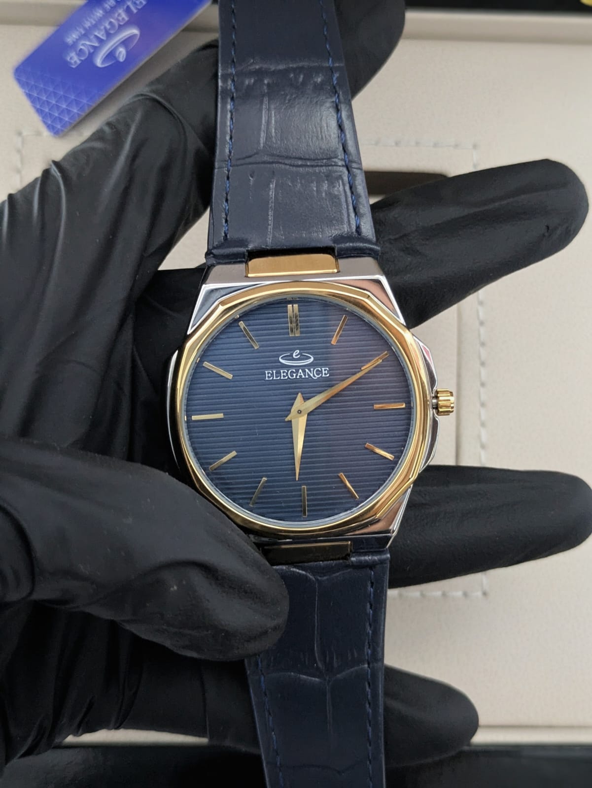 Elegance Original Men`s Leather Strap Watch with Master Lock
