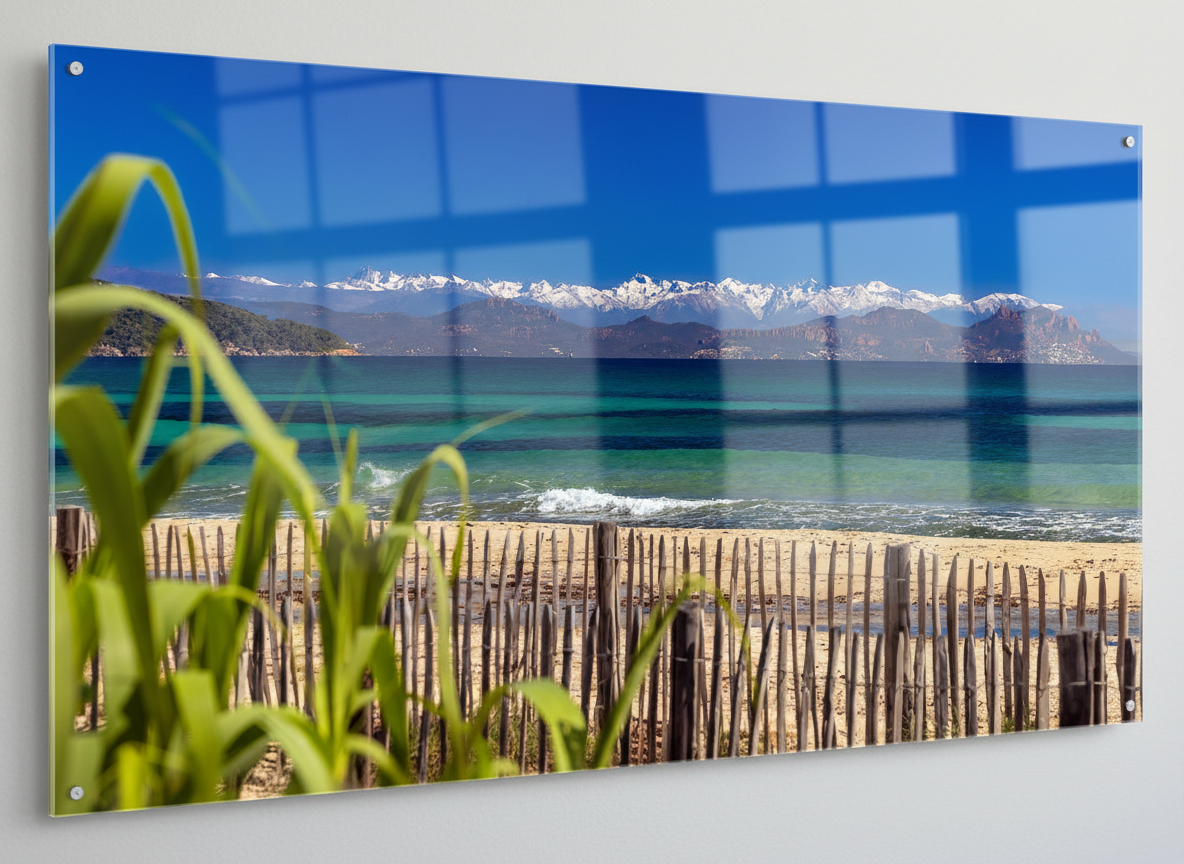 Tableau mural en plexiglass mat 5 mm avec paysage côtier Pampelonne 100  x 43,65 mm