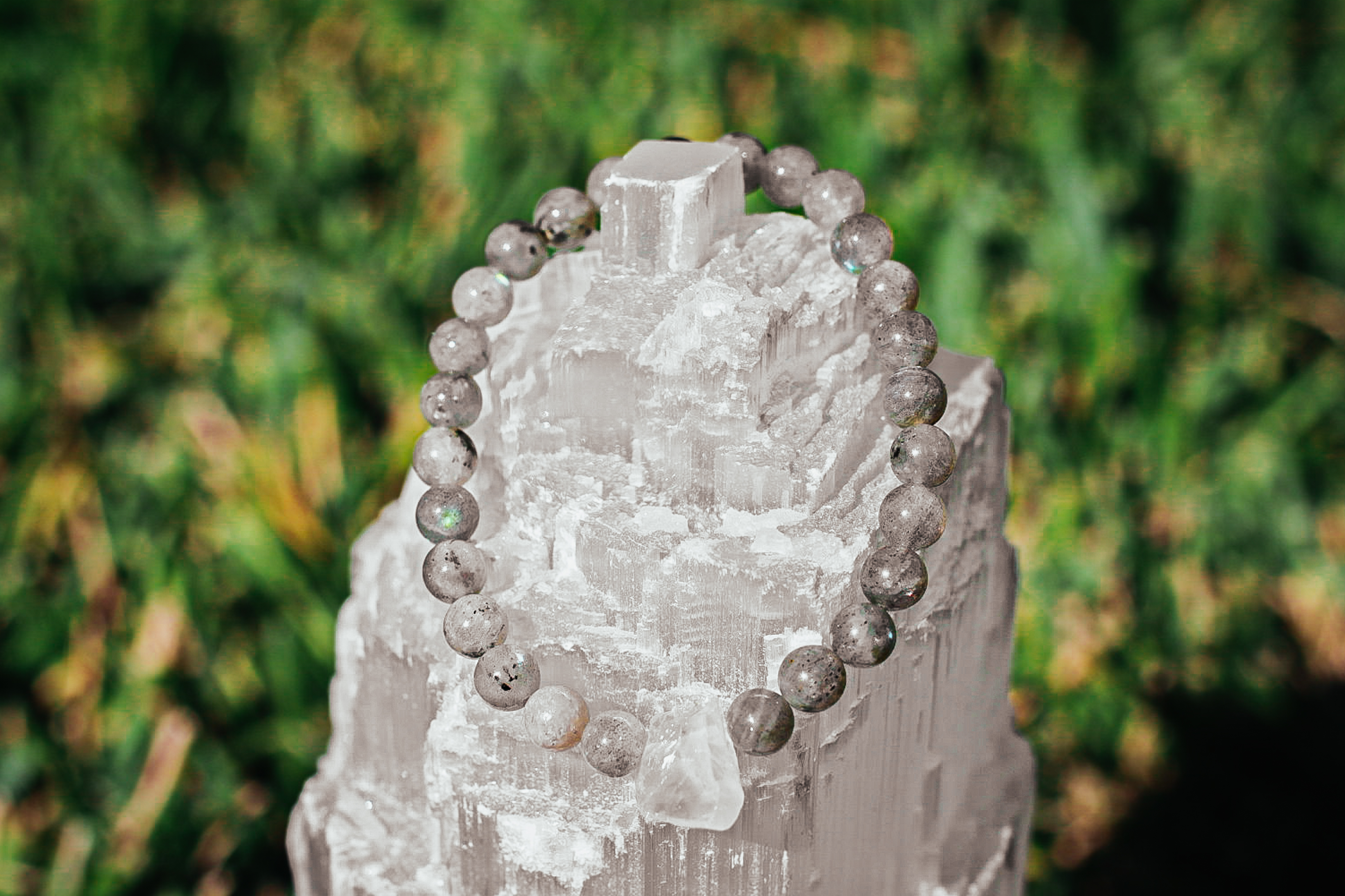 Labradorita con Cuarzo Maestro (6mm)