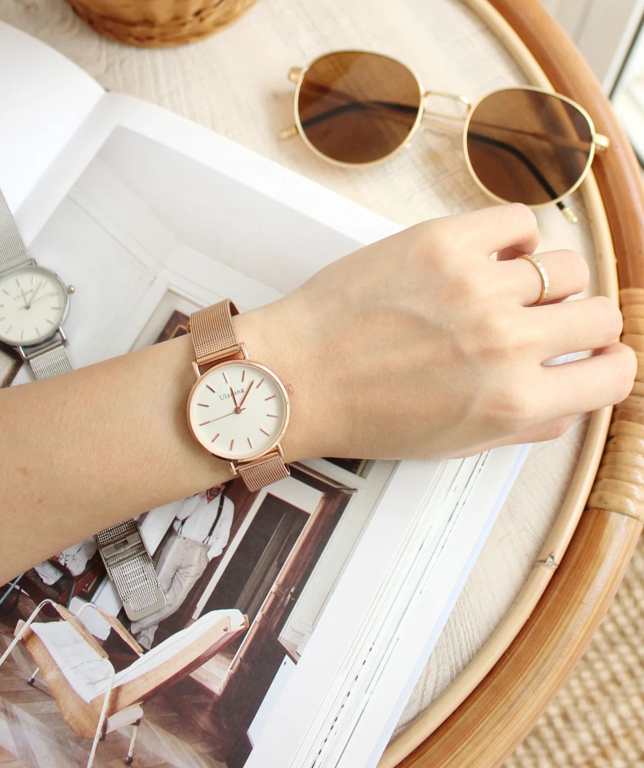 Elegant Rose Gold Wristwatch