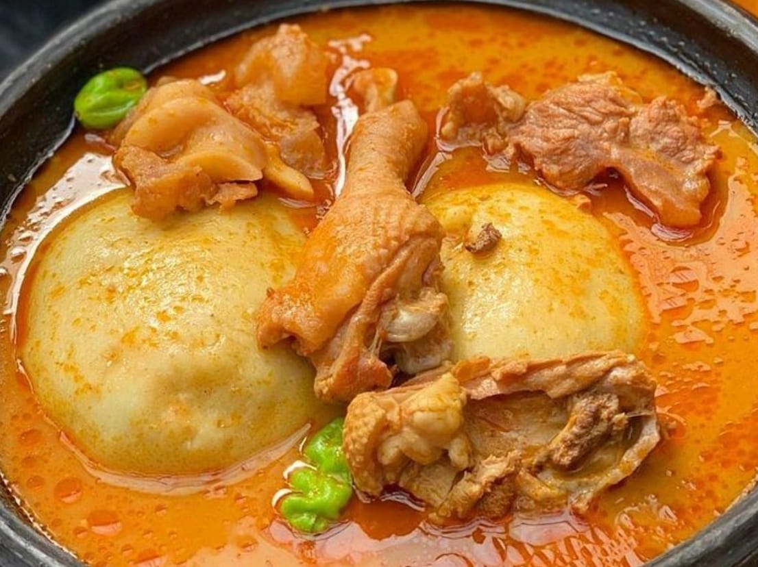 Fufu with chicken light soup