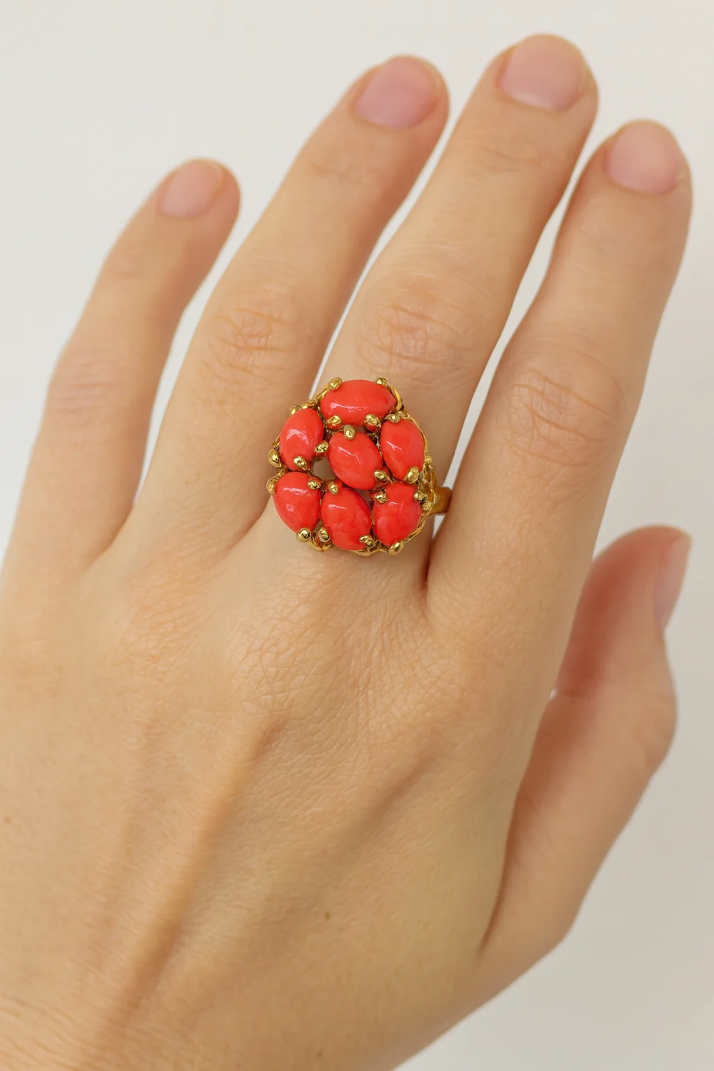 Anello con Corallo Rosso