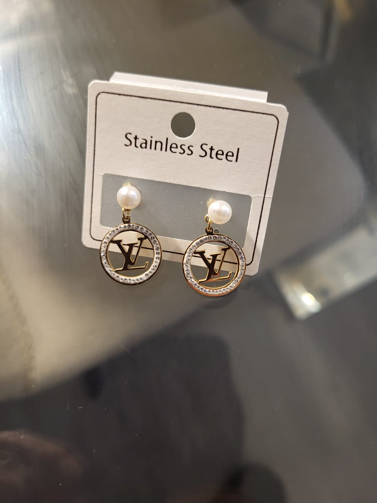 Éloria – Boucles d’oreilles élégantes