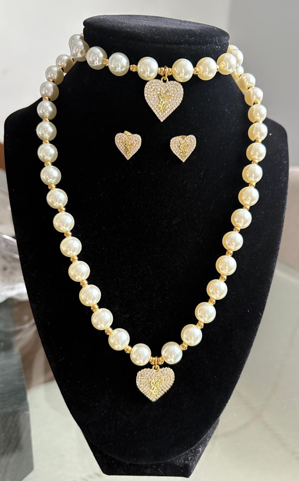 Perlita -Ensemble collier, bracelet et boucles d’oreilles perles & cœurs