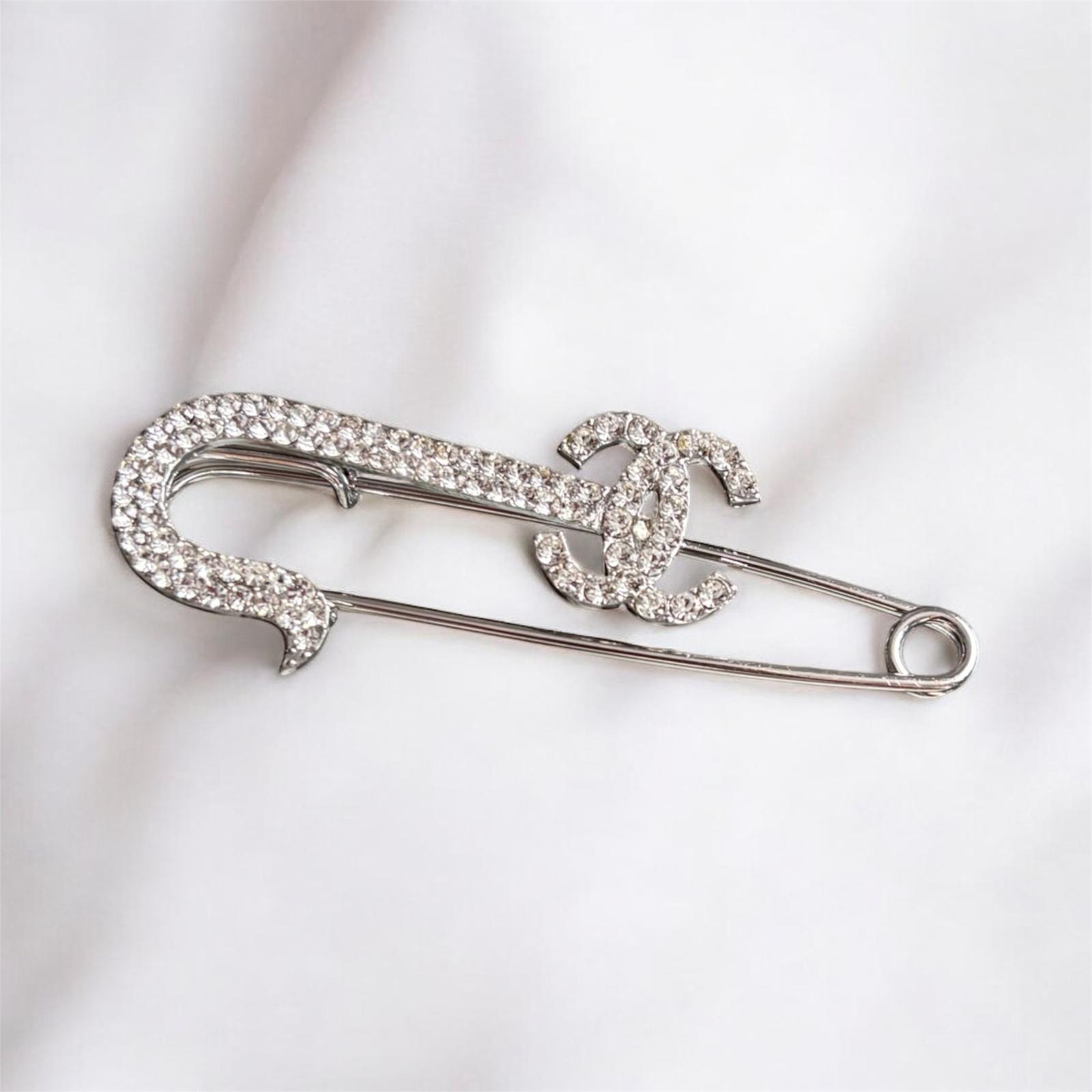 Luna Pin – Broche strass luxe 