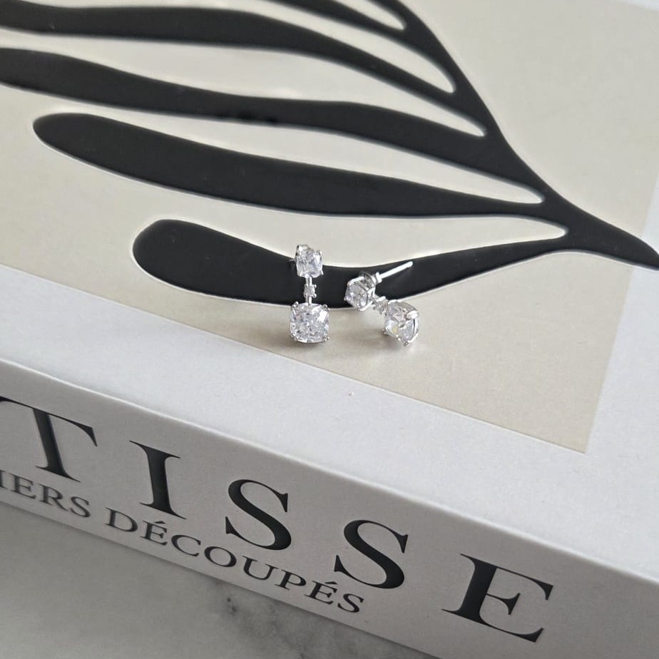 Auréline Fine – Boucles d’oreilles délicates 