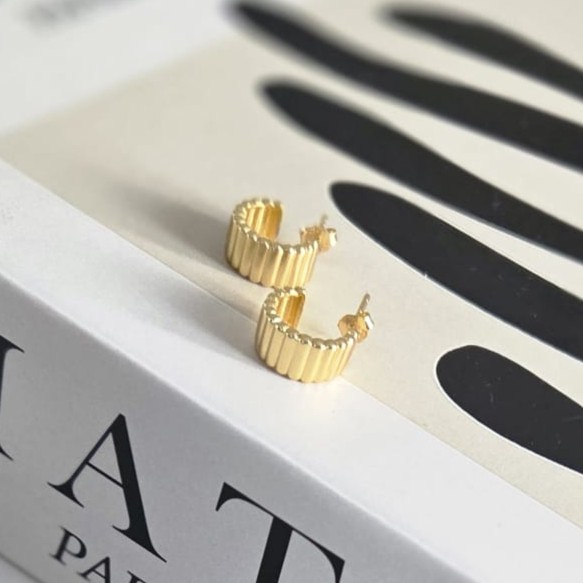 Divina Gold – Boucles d’oreilles élégantes 