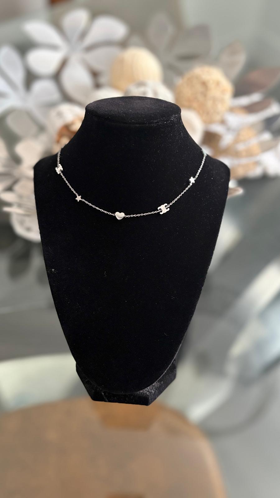 Velia – Chaîne intemporelle