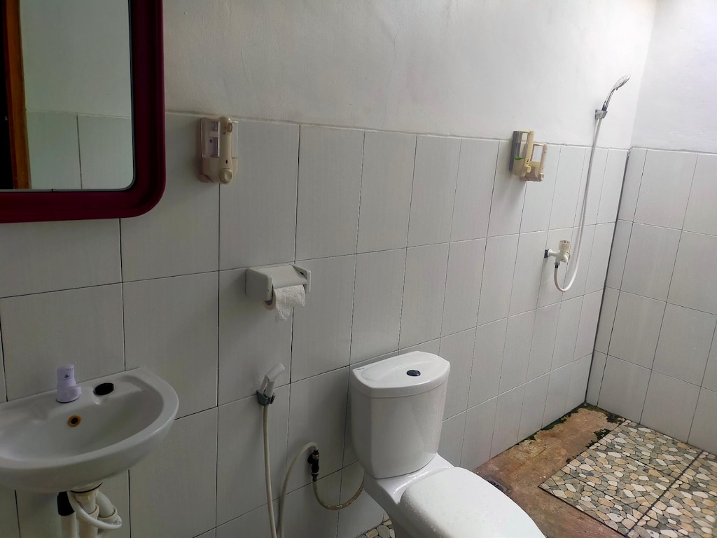 Pesan Kamar Bawah Standar 