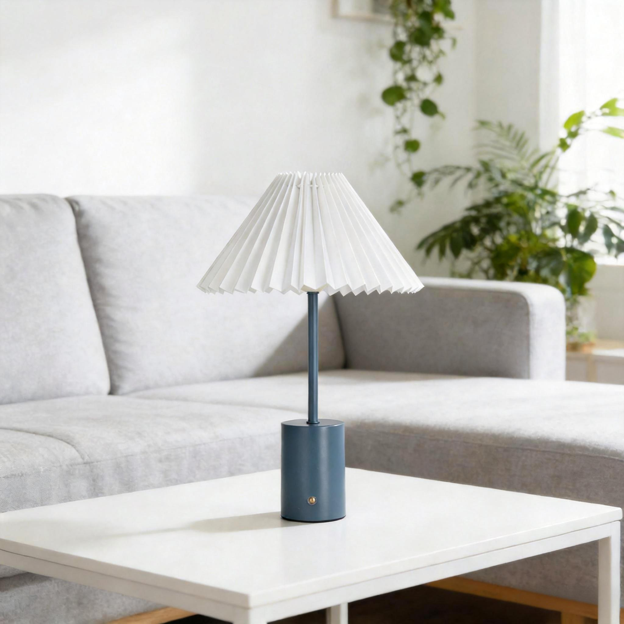 Modern Table Lamp 25AD028