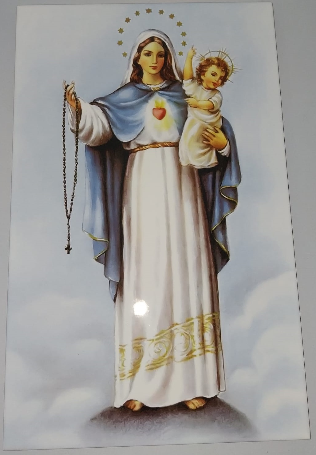 Arte religioso en porcelánico personalizado