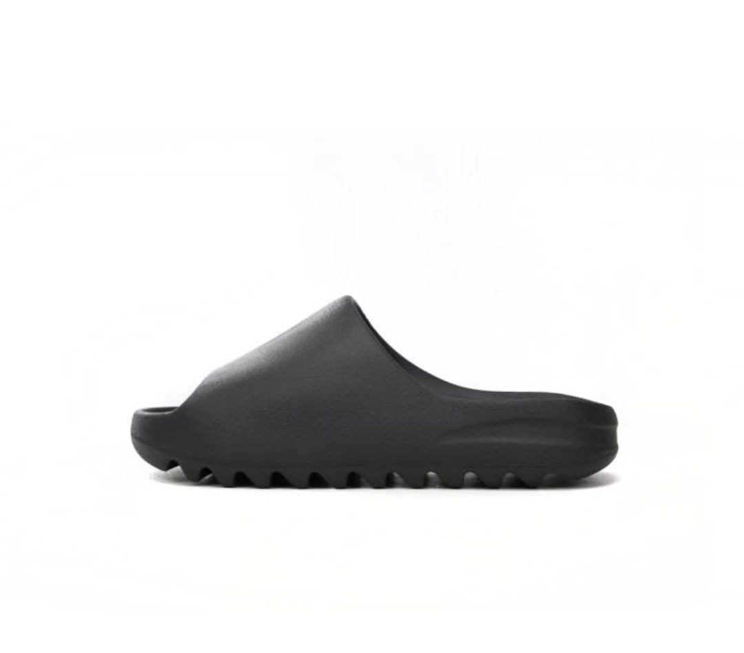 adidas Yeezy Slide（Size too small, recommended size+1）