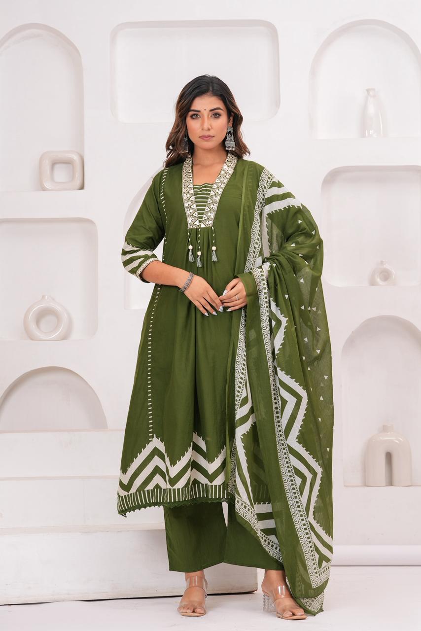Green Embroidered Three-Piece Suit