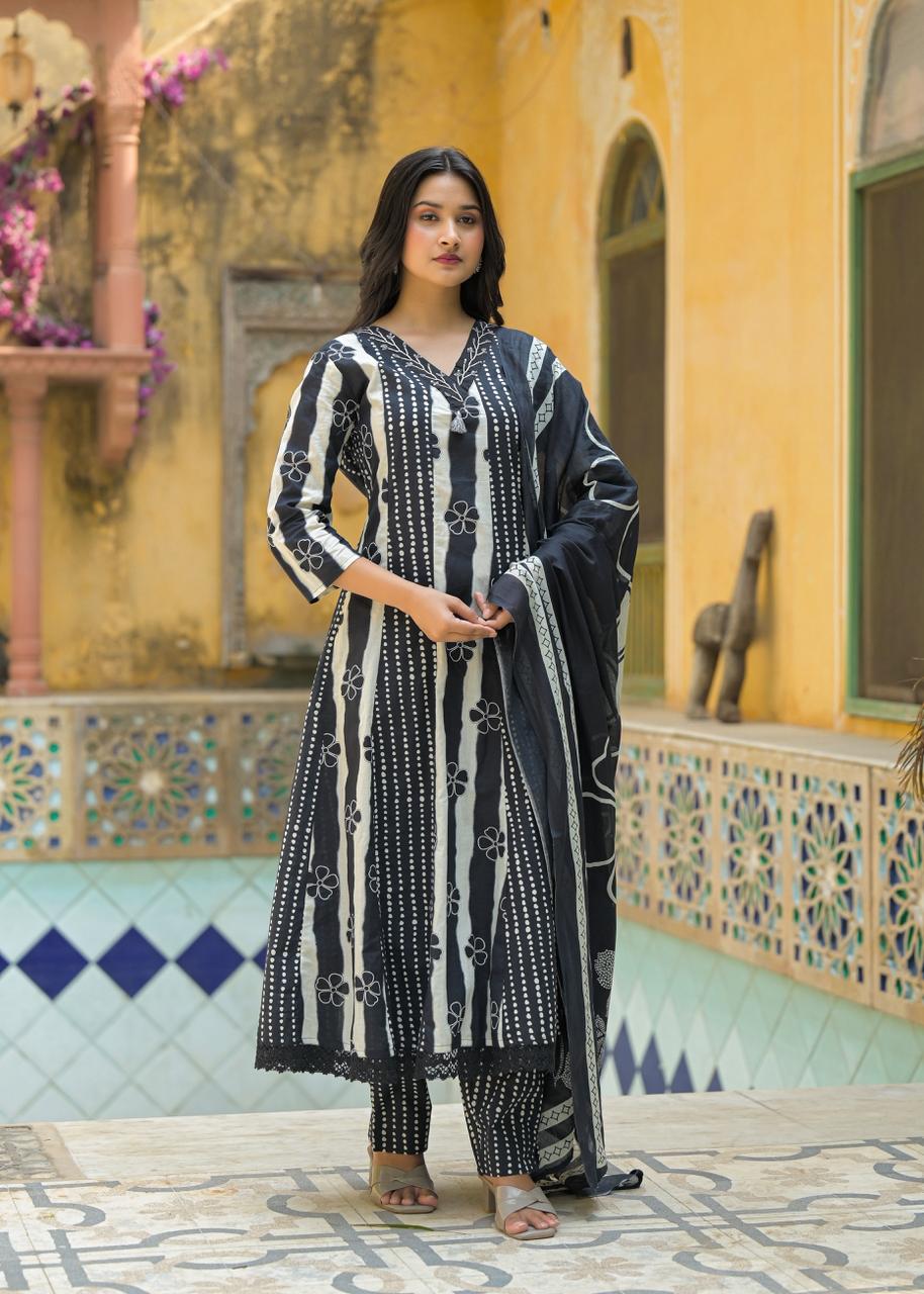 Elegant Black and White Printed Suit