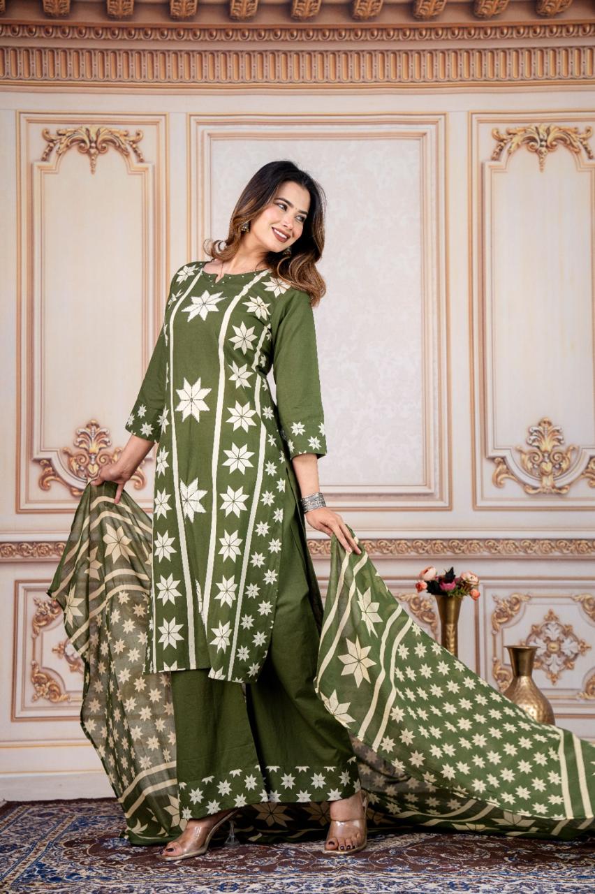 Green Printed Traditional Outfit