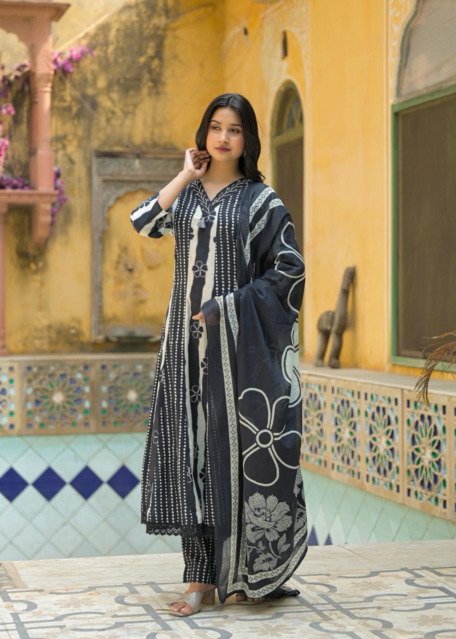 Elegant Black and White Printed Suit