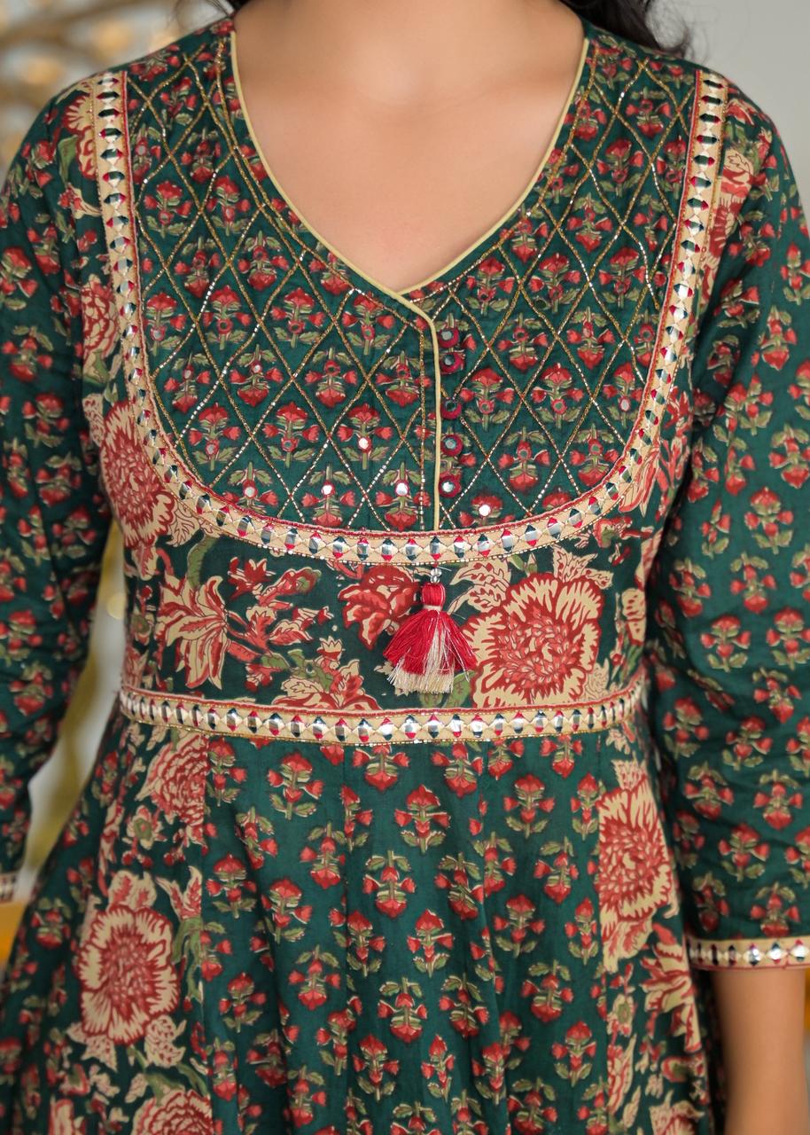 Elegant Floral Maxi Dress