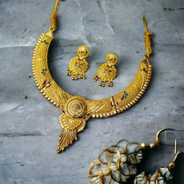 Traditional Gold Jewelry Set