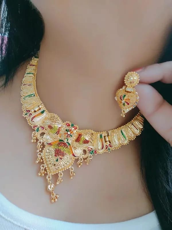 Traditional Gold Necklace Set