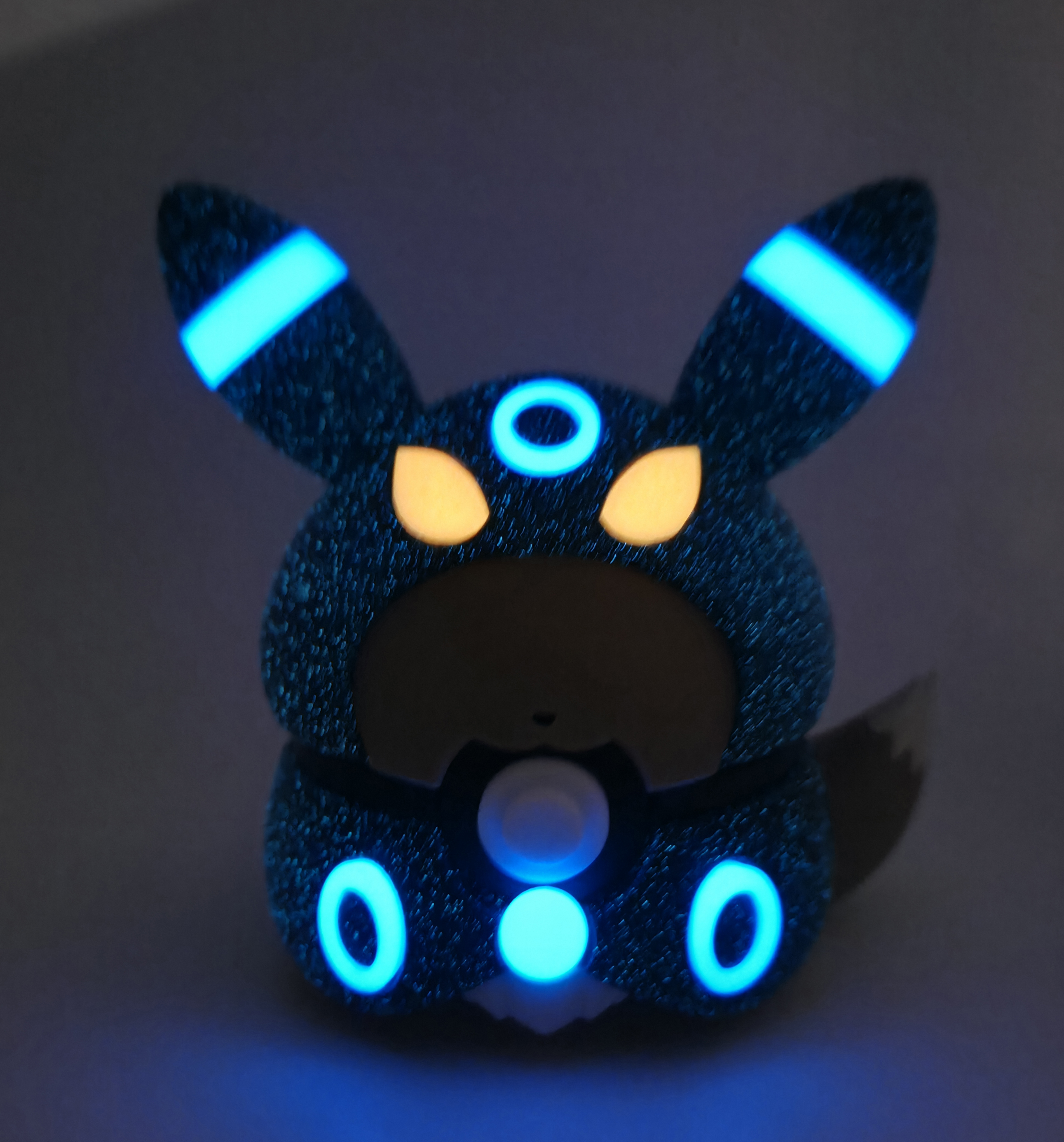 Glow-in-the-Dark Pokemon-themed Pokéballs, 4