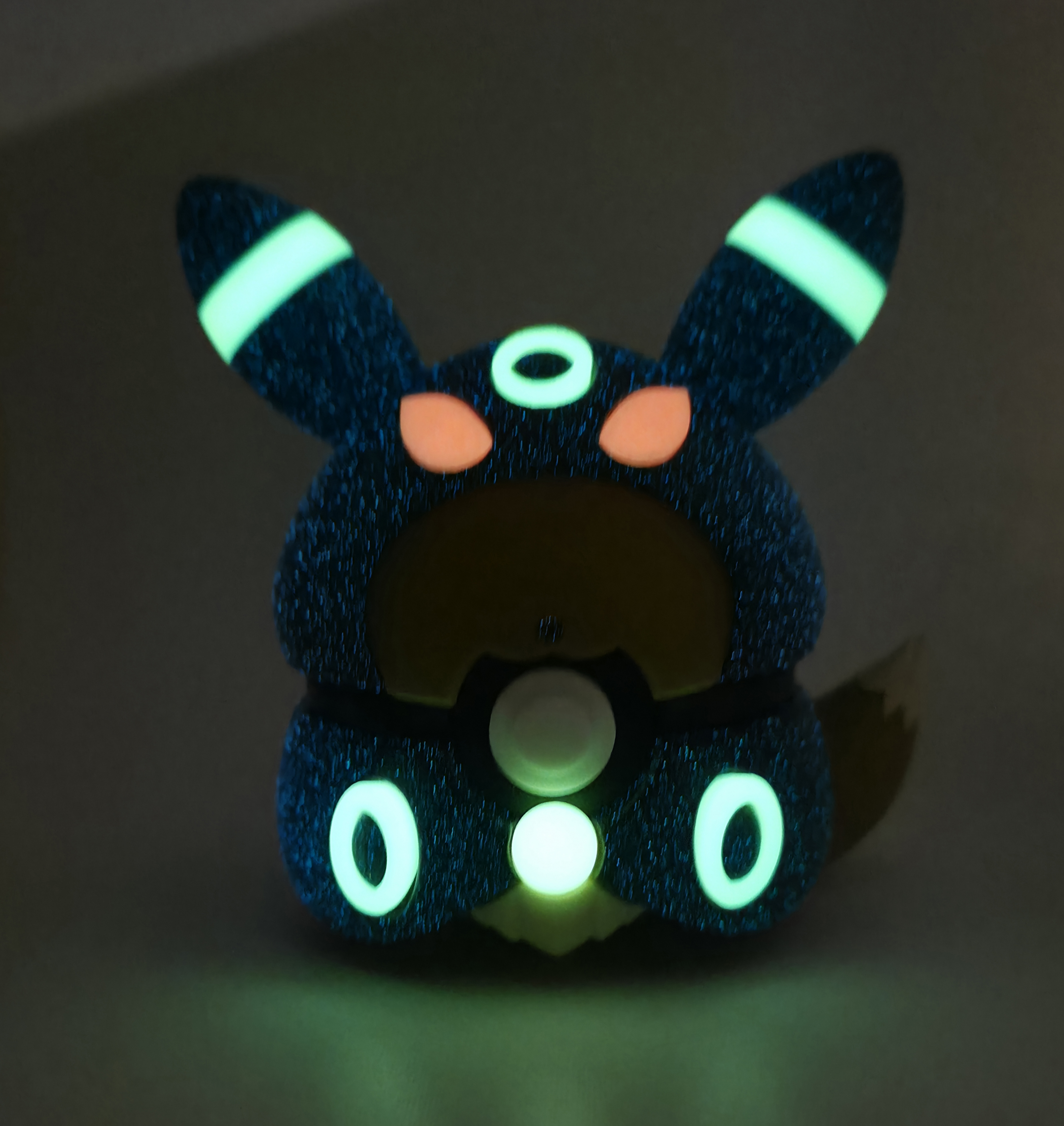 Glow-in-the-Dark Pokemon-themed Pokéballs, 4