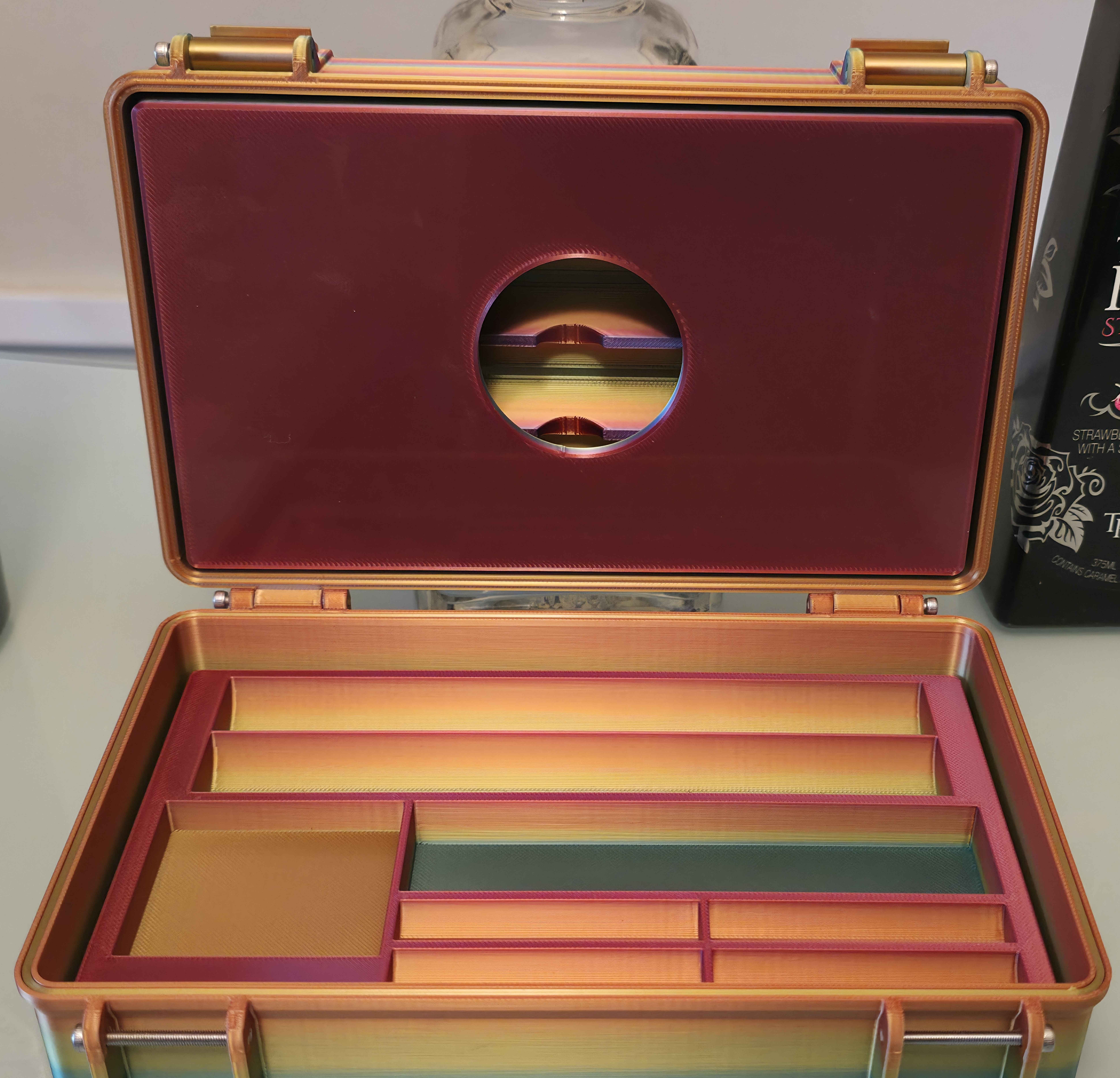 Deluxe Pen Box - 6 Count