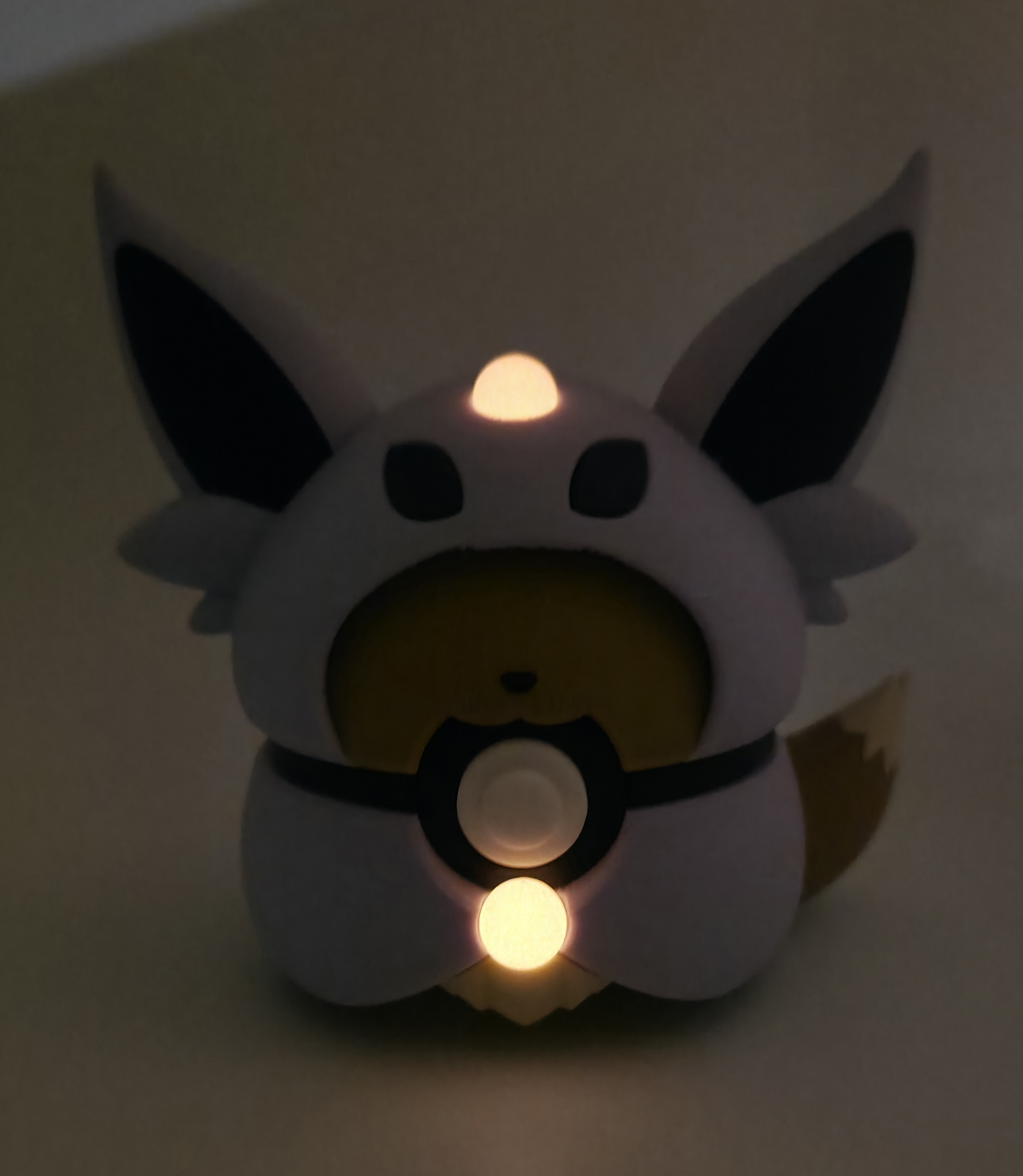 Glow-in-the-Dark Pokemon-themed Pokéballs, 4