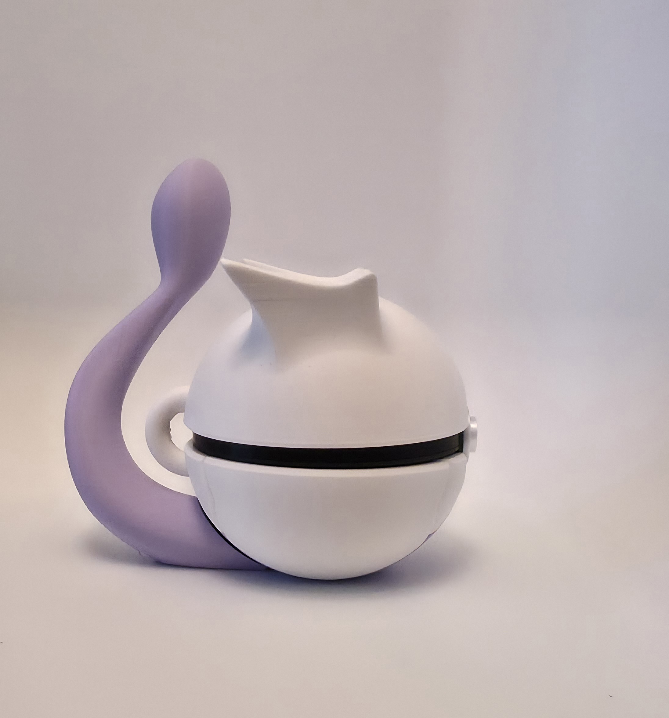 Mewtwo Pokéball 