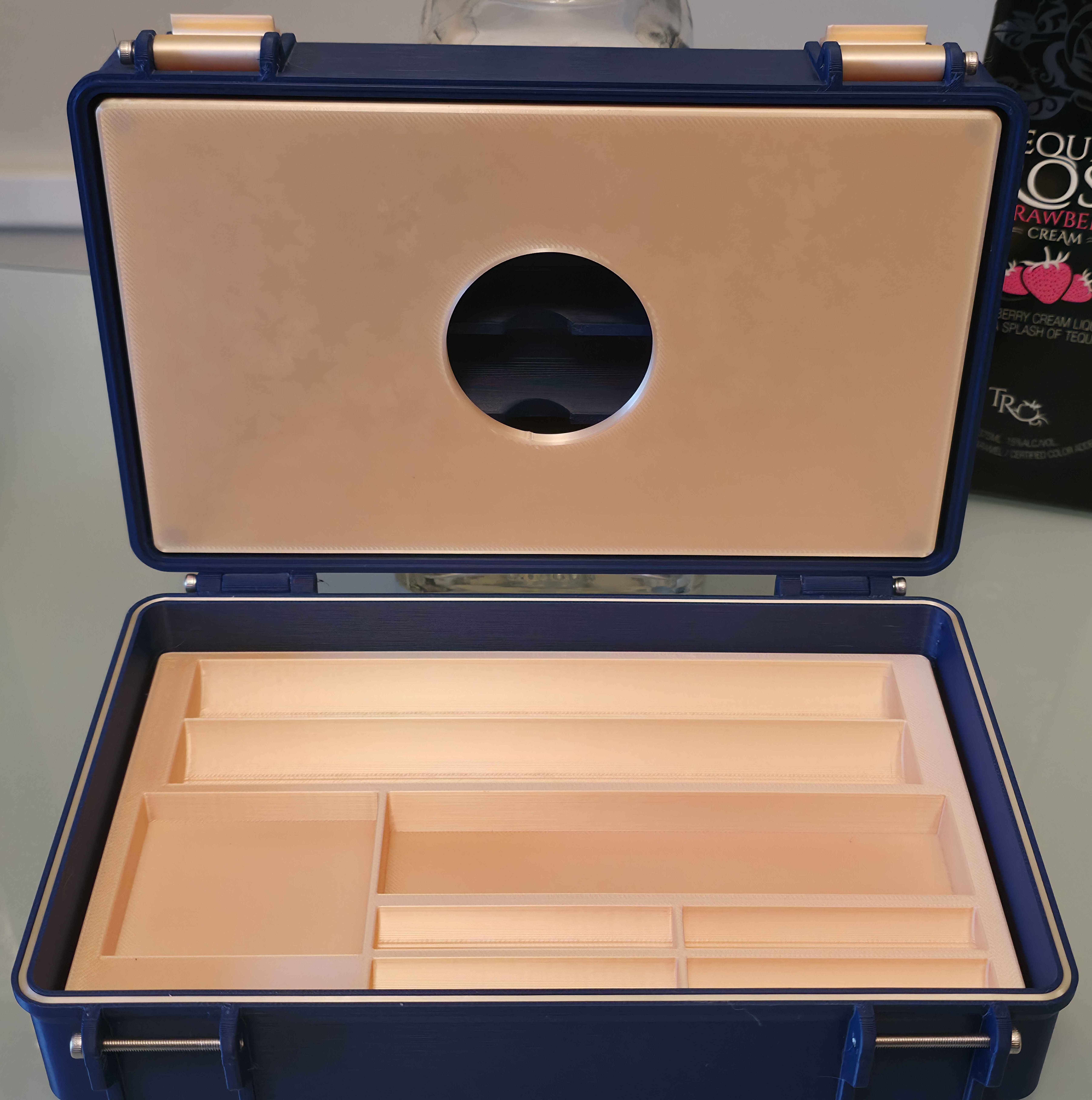 Deluxe Pen Box - 6 Count