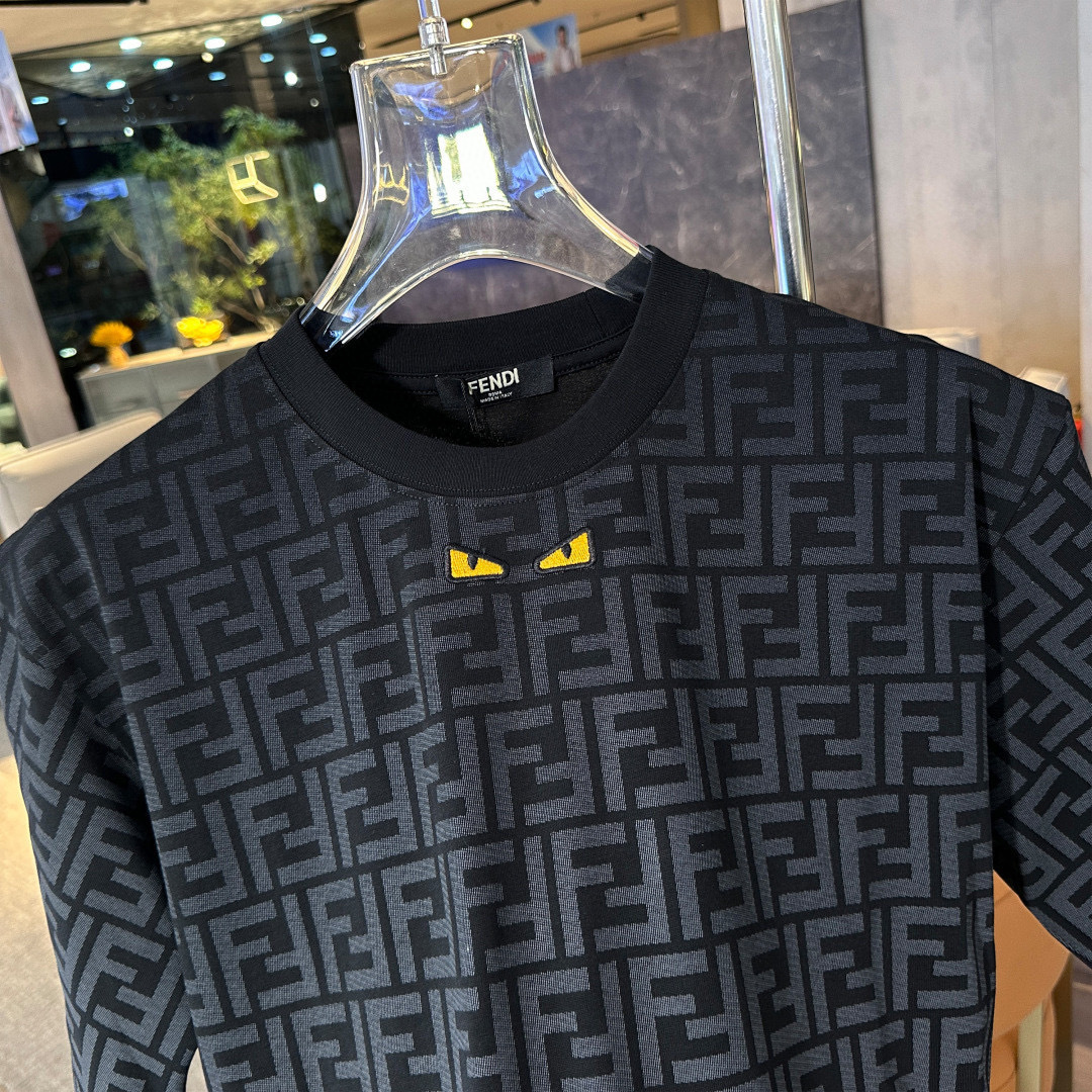 Camiseta Fendi
