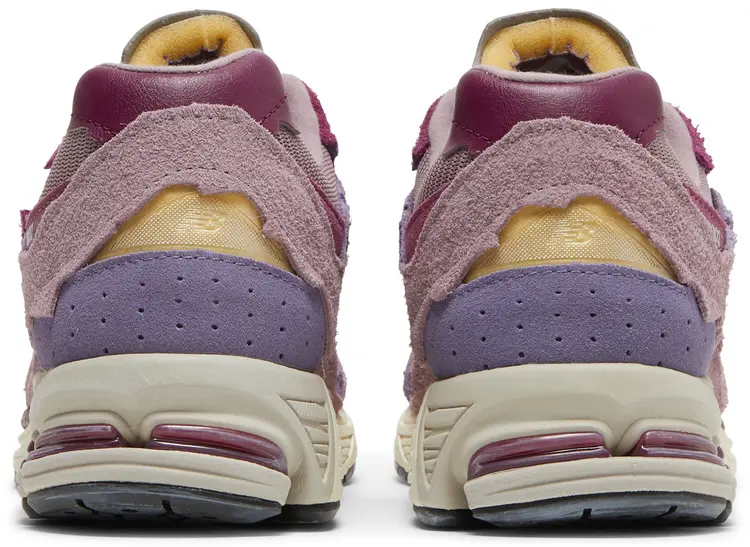 New Balance 2002R ‘Protection Pack – Pink’