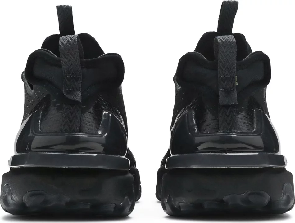 React Vision ‘Triple Black’