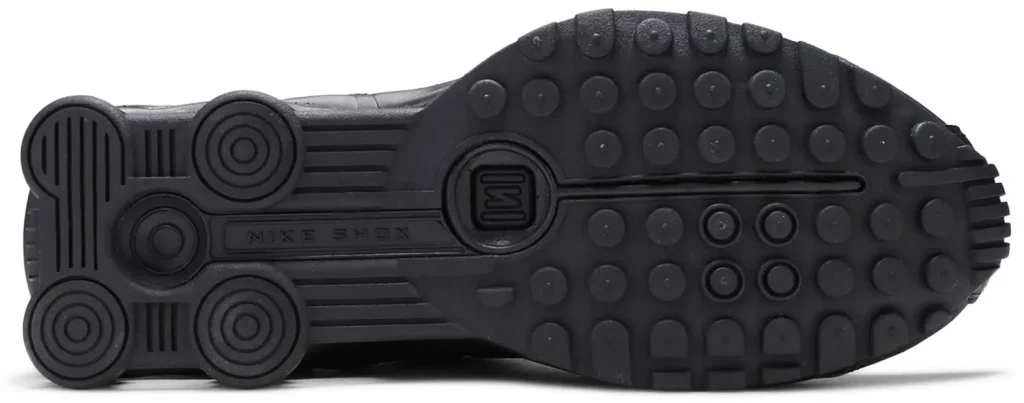 Shox R4 GS ‘Triple Black’