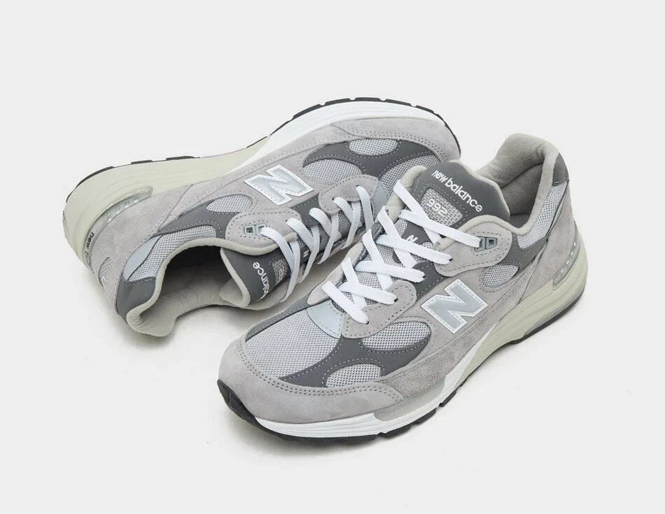 New Balance 992