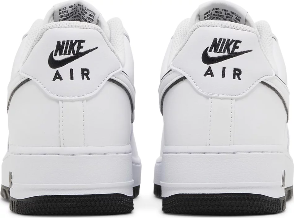 Air Force 1 ‘White Black Outline’
