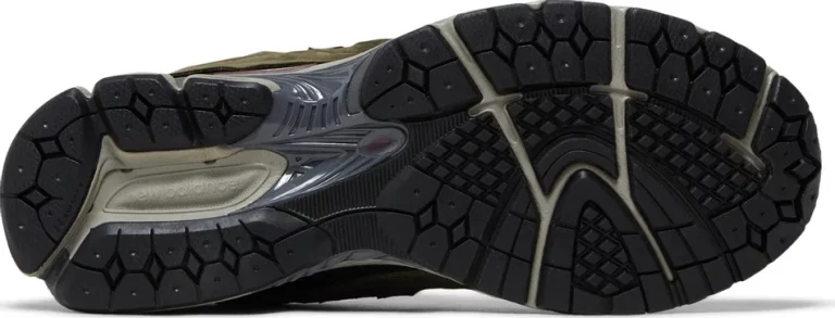 New Balance 2002R ‘Protection Pack – Dark Moss’