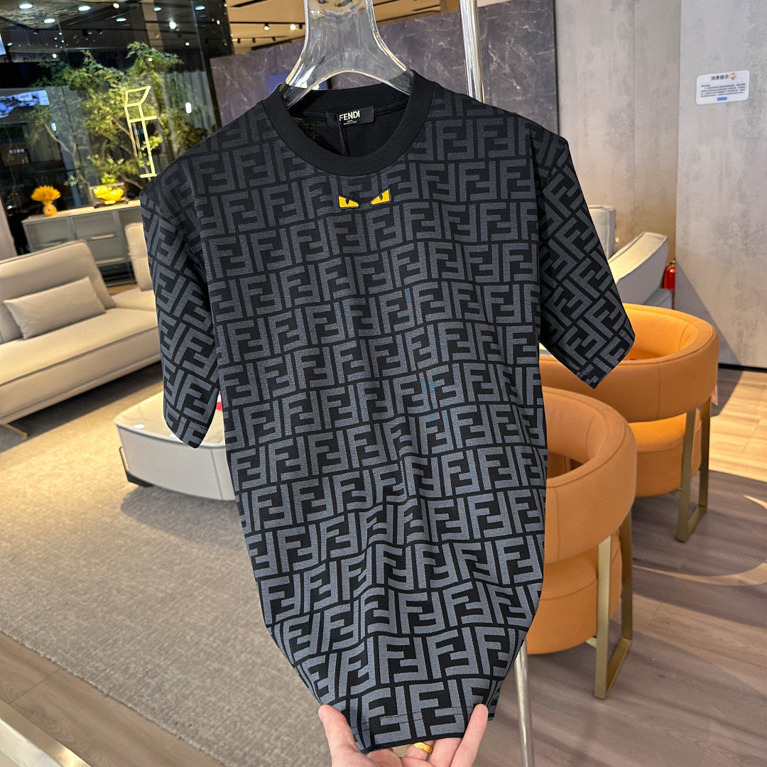Camiseta Fendi