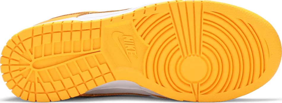 Dunk Low ‘Laser Orange’