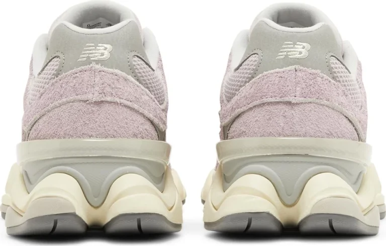 New Balance 9060 ‘December Sky’