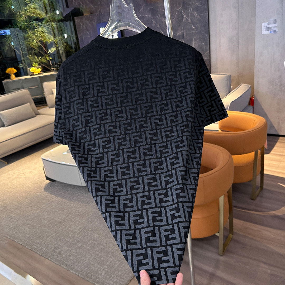 Camiseta Fendi