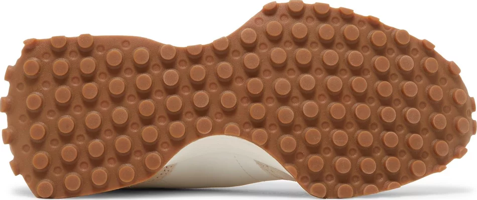 New Balance 327 ‘Moonbeam Timberwolf’