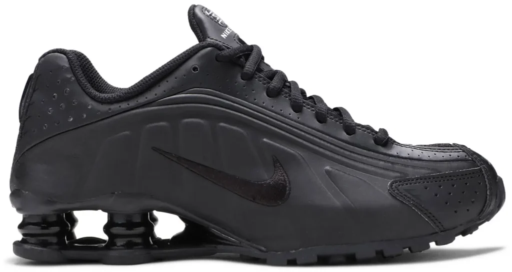 Shox R4 GS ‘Triple Black’