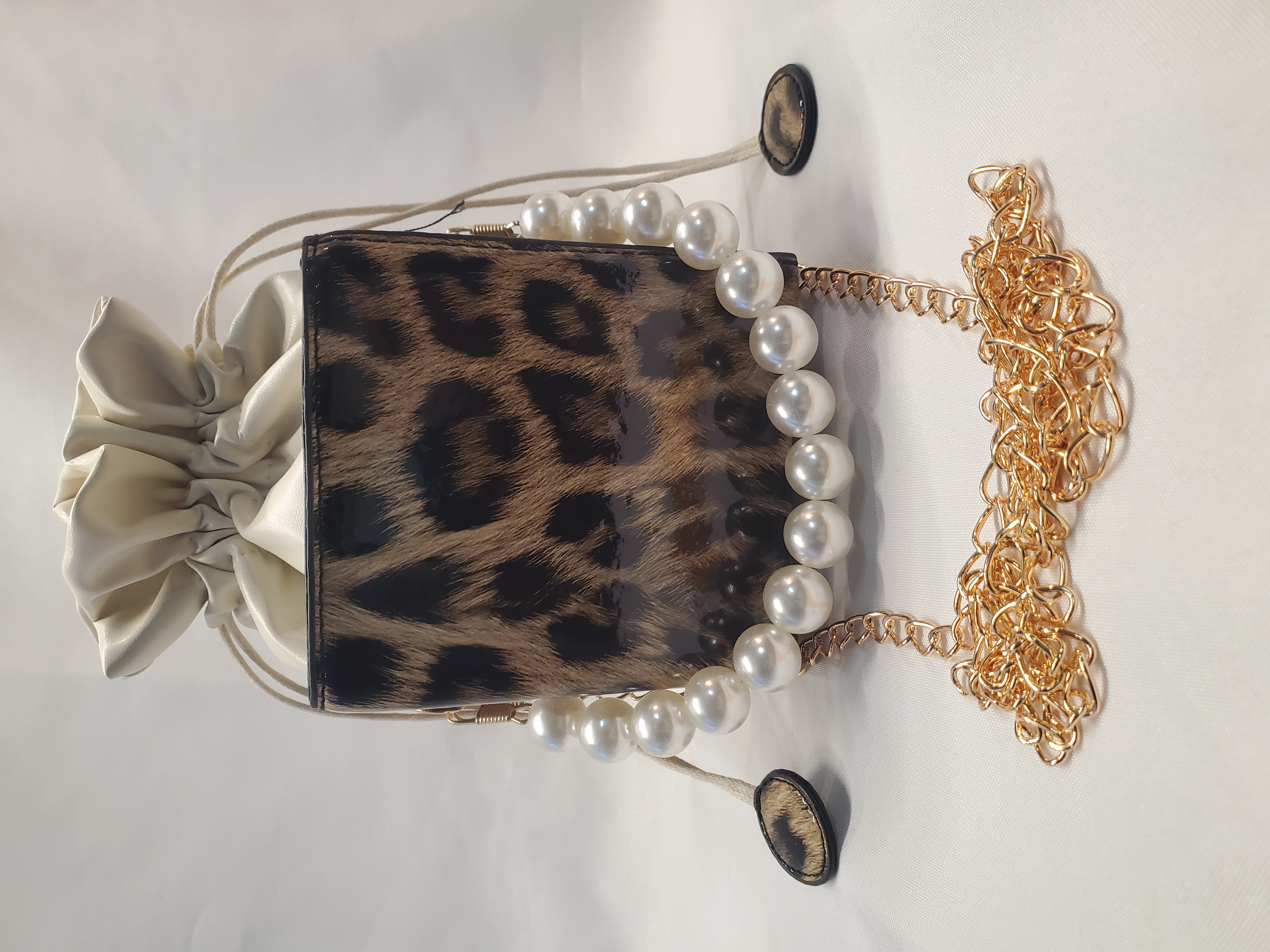 Leopard Print Chic Clutch