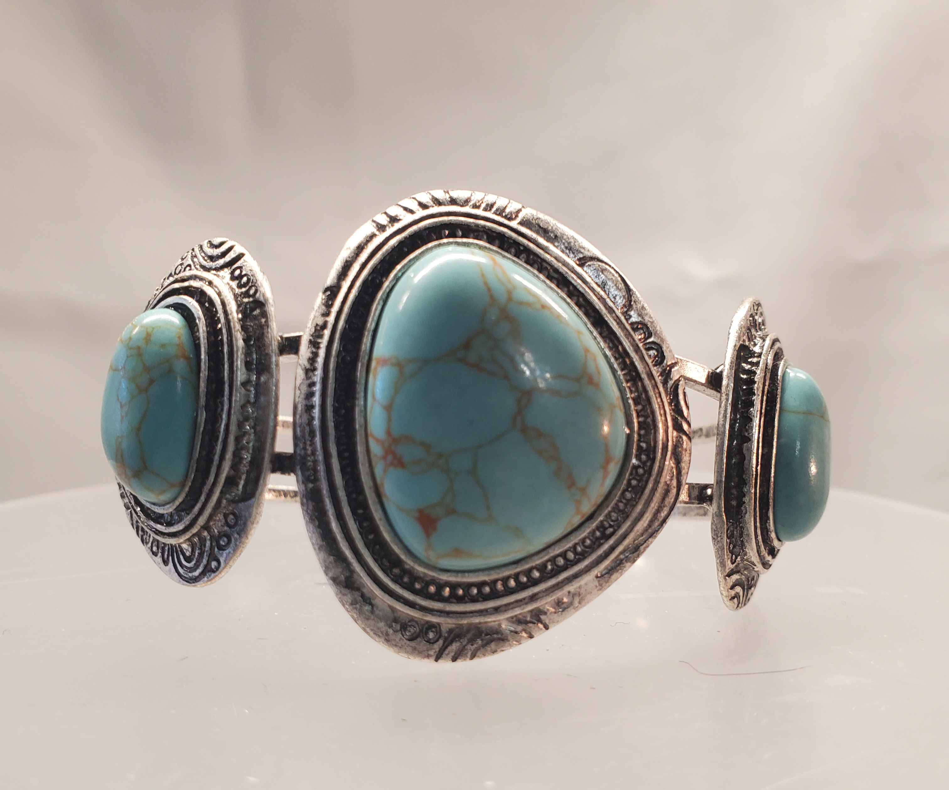 Turquoise Gemstone Silver Cuff Bracelet