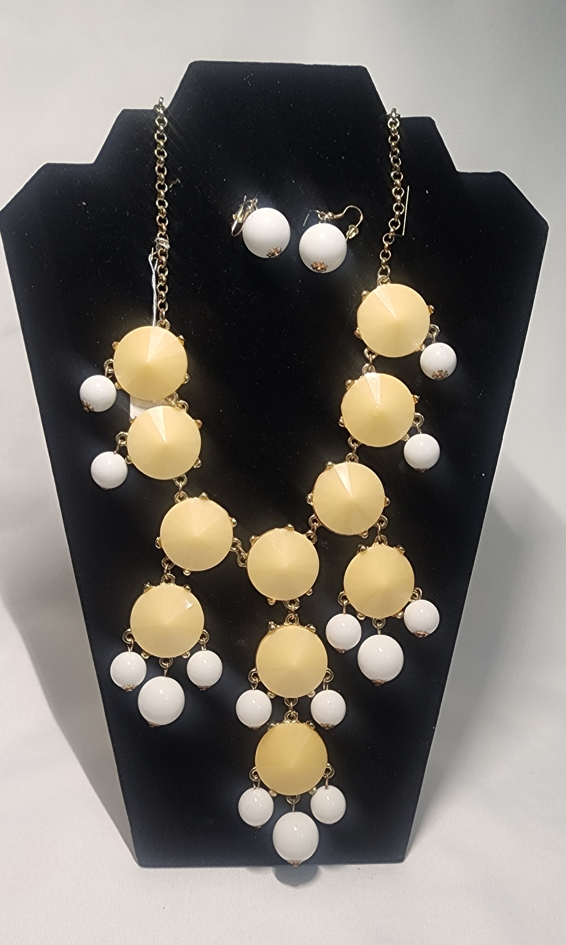 Yellow and White Statement Necklace Set