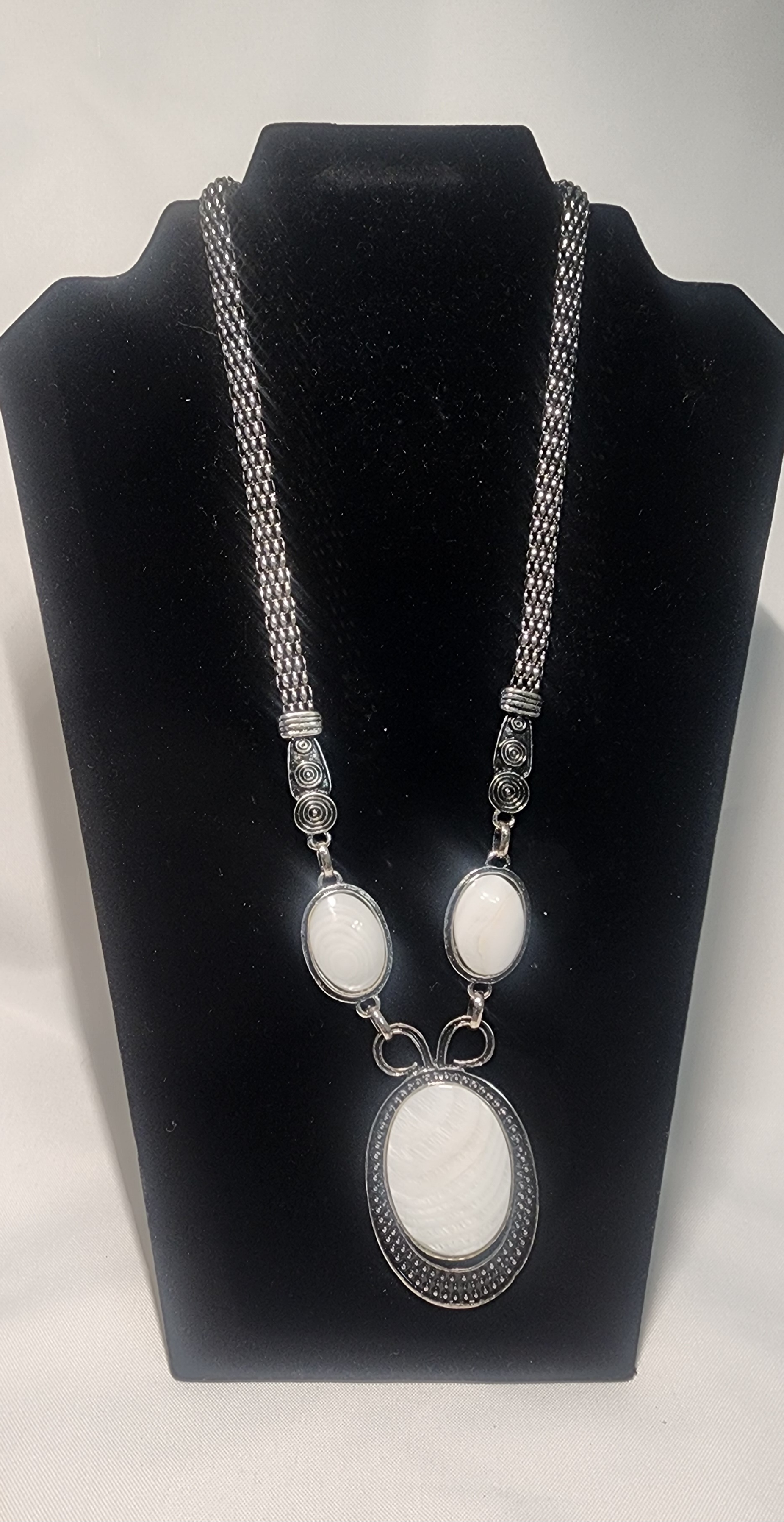 Elegant Silver Chain Necklace with White Stones